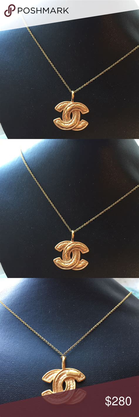 authentic chanel pendant necklace.